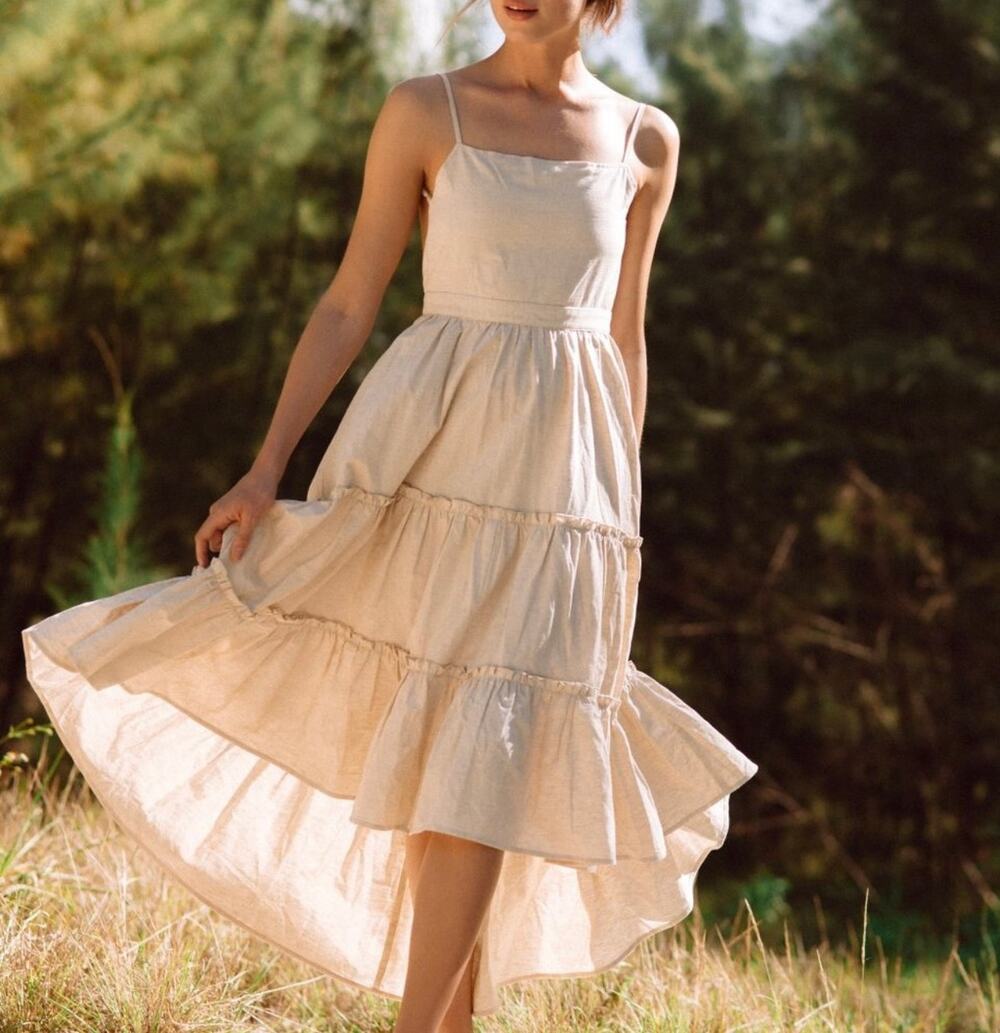 The Cousin The Label Malto Dress Cream Size Small NWT Ruffled Tier Romantic